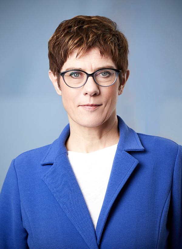 Annegret KrampKarrenbauer, CDUVorsitzende Gesichter der Demokratie
